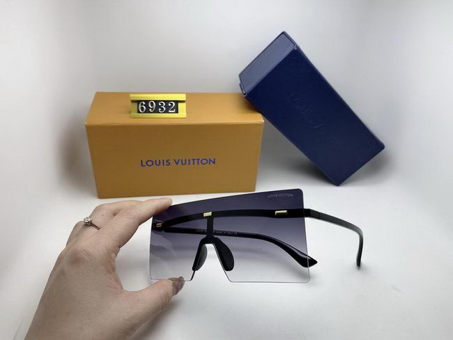 Louis Vuitton Sunglasses AAA+ ID:20220503-100